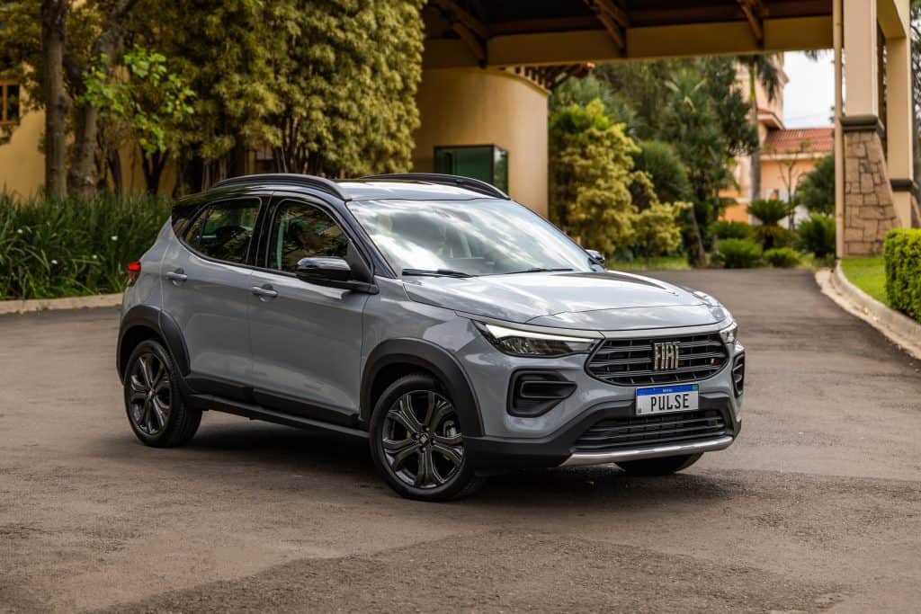 Fiat: Pulse e Fastback ganham versões híbridas; veja
