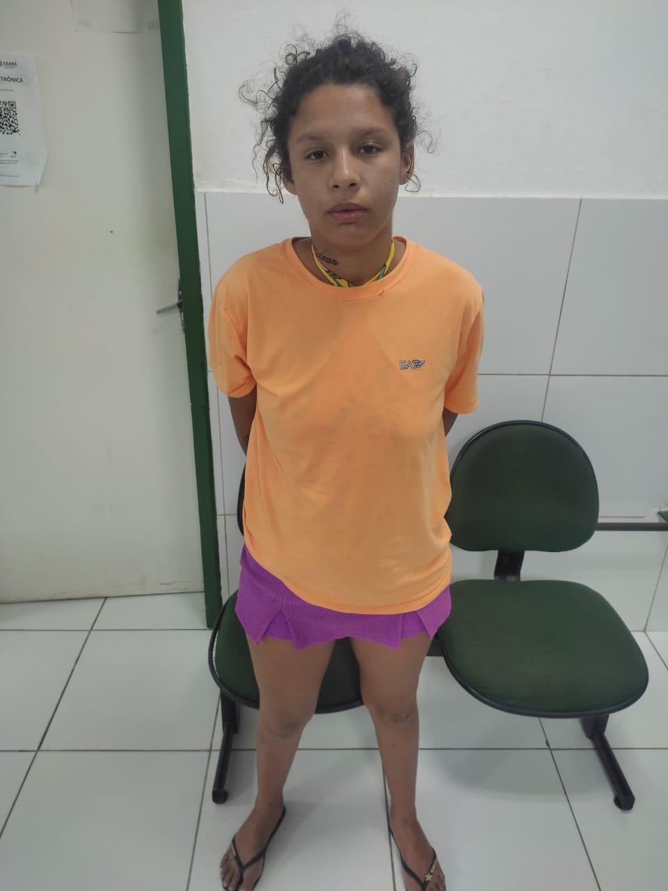 FORÇA TÁTICA PRENDE ACUSADA DE TER MATADO MULHER EM CRATEÚS – Blog Tony Sales
