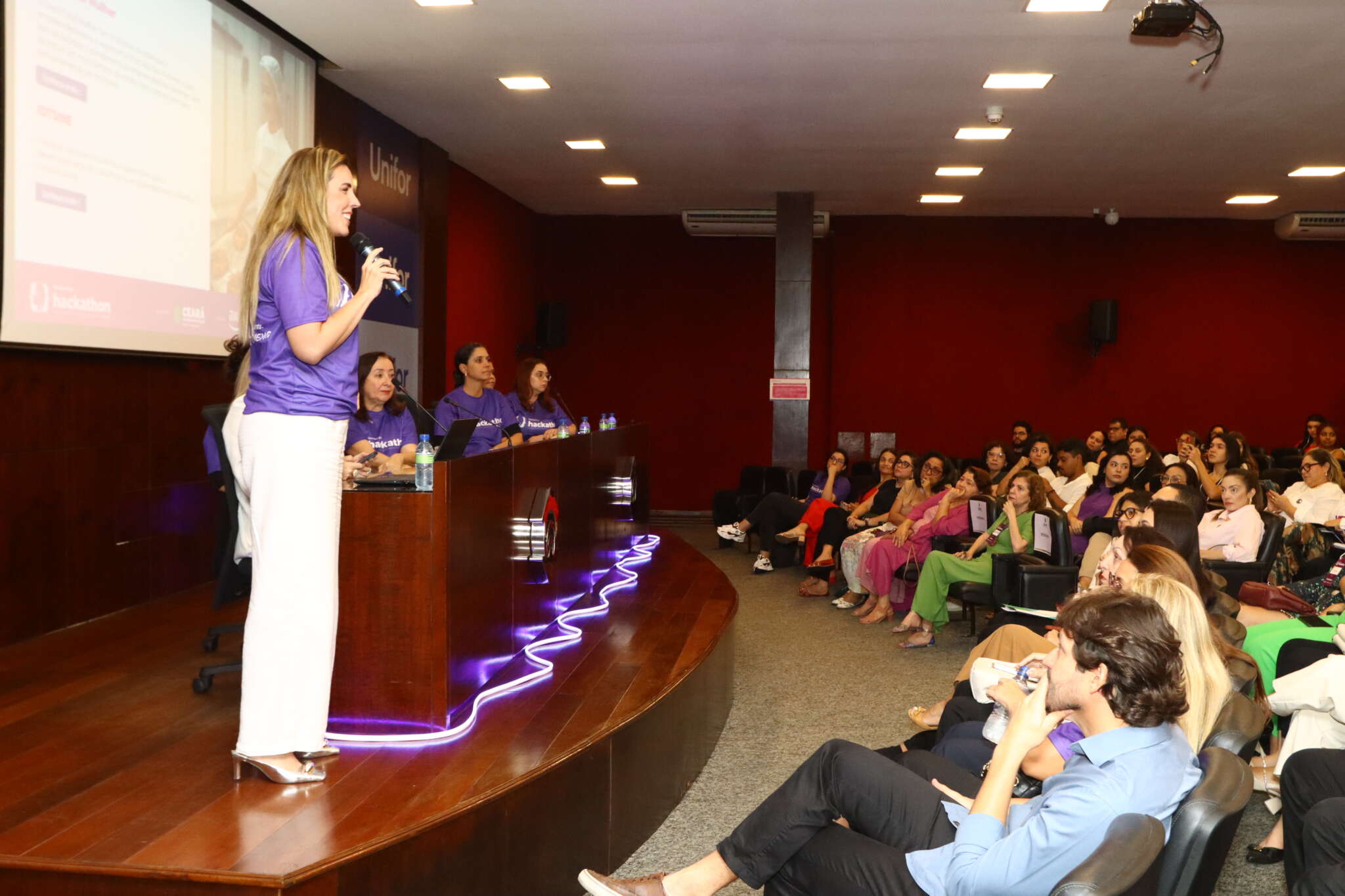 Mesa-redonda marca abertura do Hackathon “Tech Por Elas – Transformando o Futuro das Mulheres com Tecnologia”