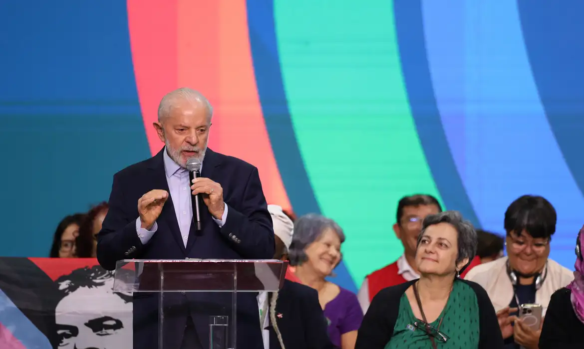 Lula defende jornada de trabalho equilibrada, em fala no G20