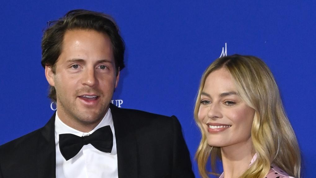 Margot Robbie, estrela do filme 'Barbie', dá à luz a seu primeiro filho com Tom Ackerley - Zoeira