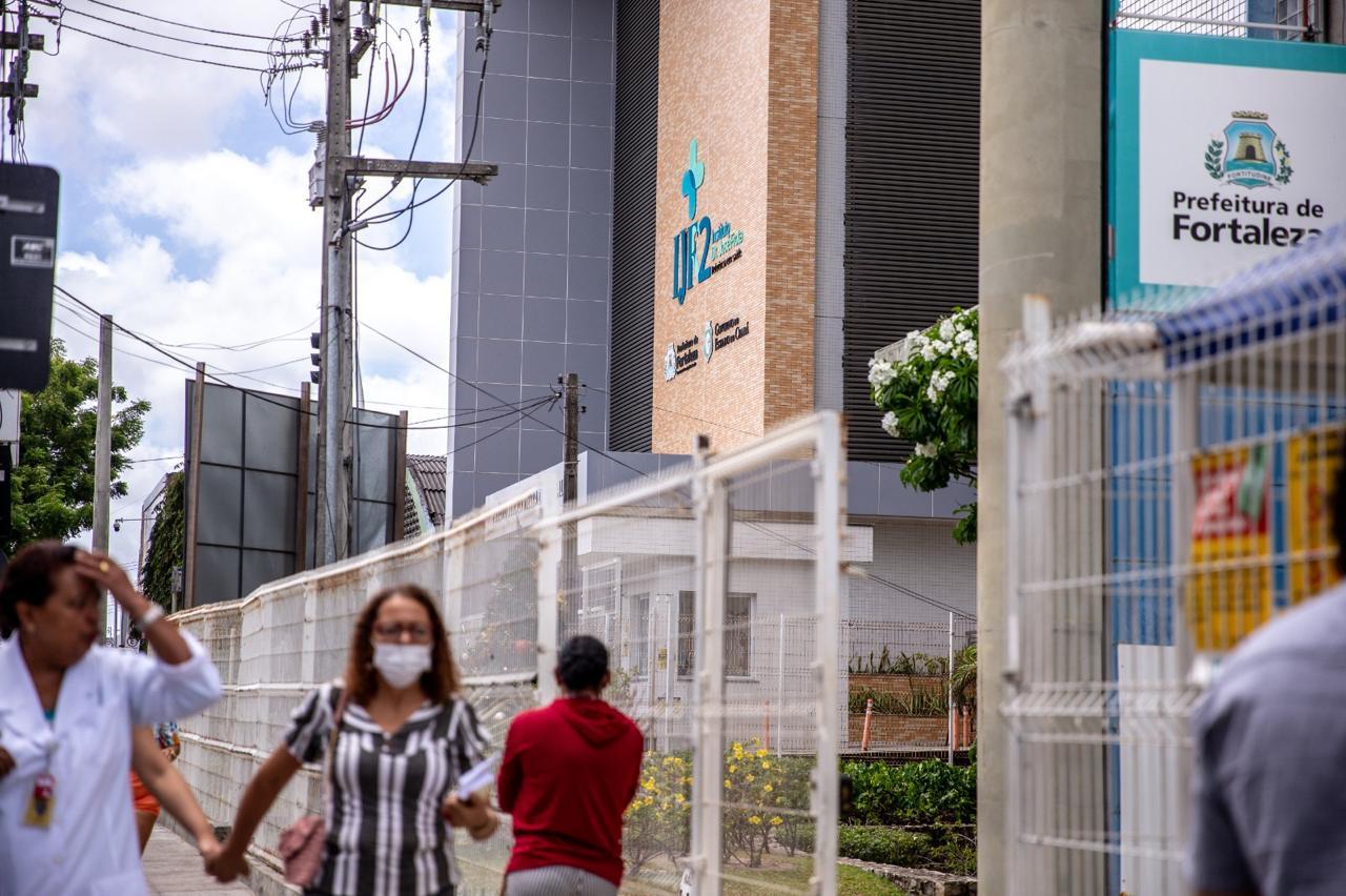 Médicos e enfermeiros do IJF compram insumos e remédios para ajudar pacientes, relatam lojistas - Ceará