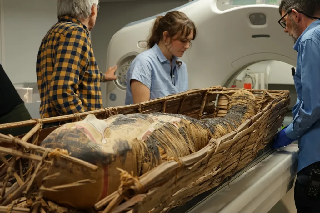 Mistério de 3 mil anos das múmias é revelado após tomografia