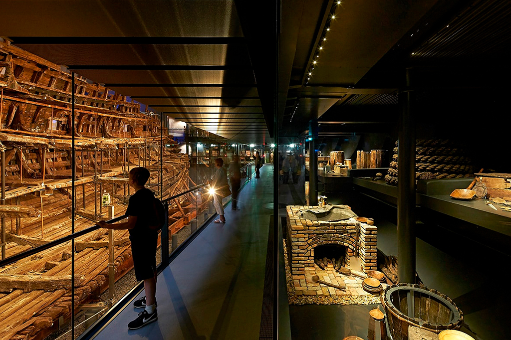 Ossos recuperados de naufrágio de 500 anos revela...