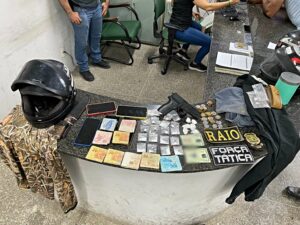 Polícia Militar prende dois suspeitos de assassinar dentista dentro de uma clínica odontológica em Morada Nova