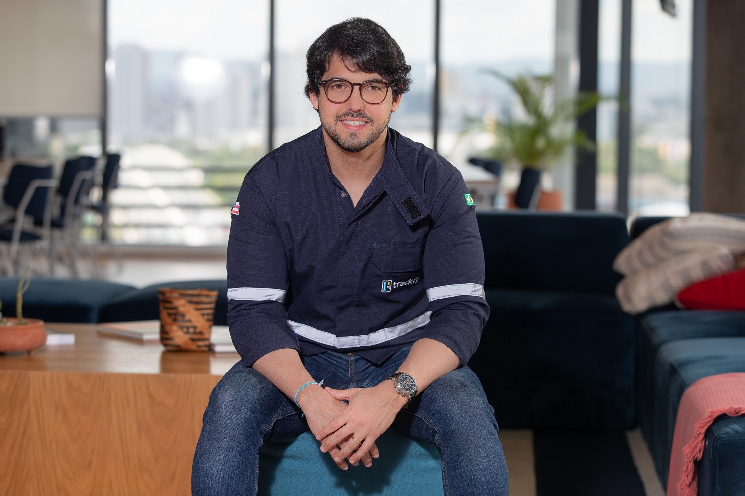 Startup cria tag que avisa quando trabalhador corre perigo e espera faturar R$ 1,7 milhão neste ano