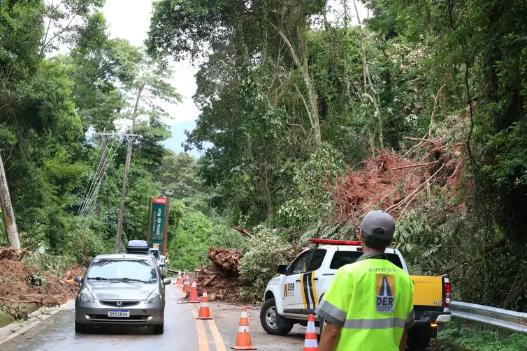Urbanização em áreas de risco para triplicou no Brasil