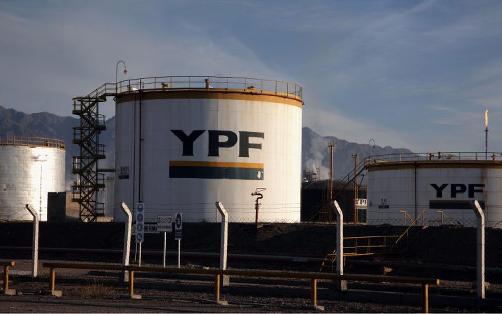 YPF reverte prejuízo e tem lucro de US$ 1,48 bi no 3º trimestre | Empresas