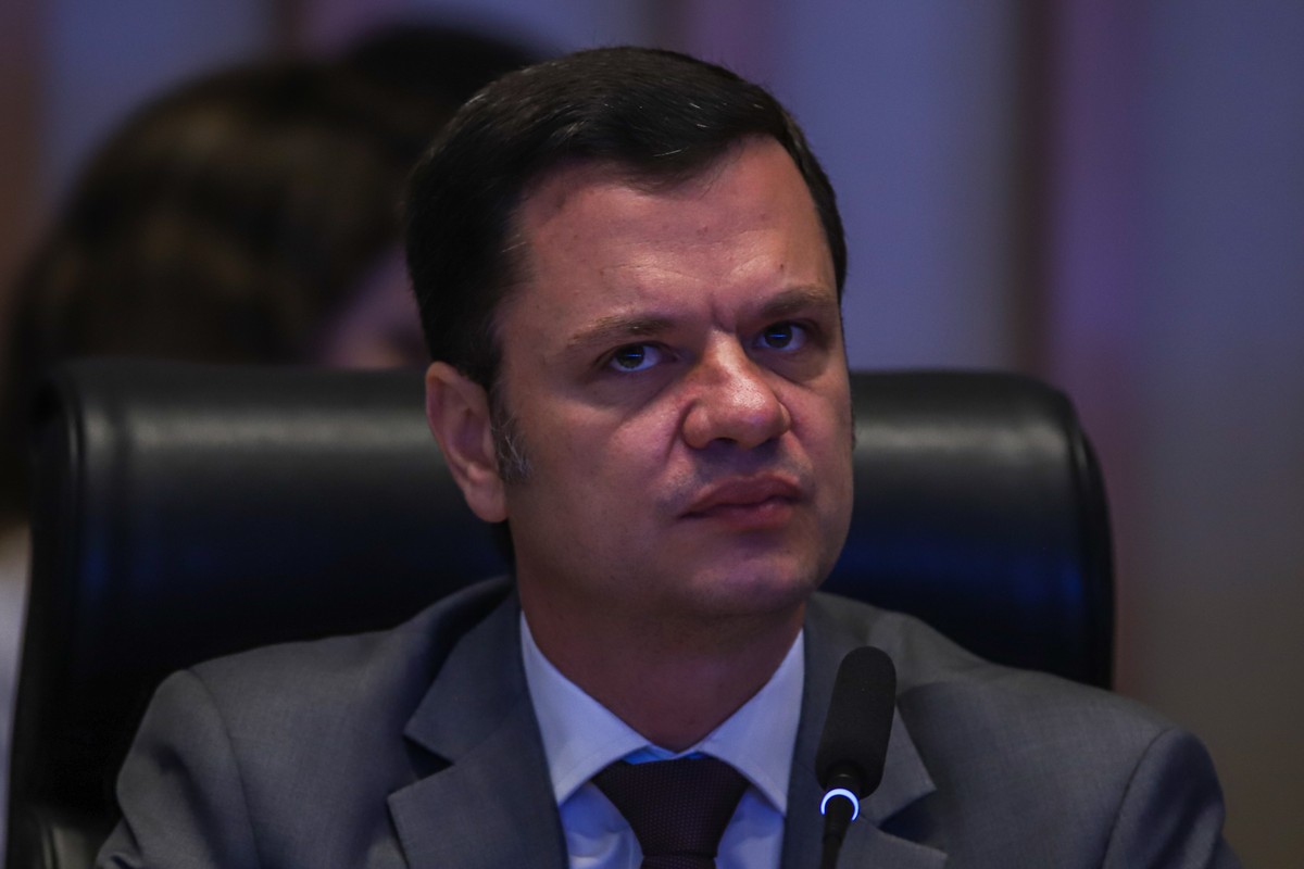 STF autoriza Anderson Torres a sair de casa para acompanhar mãe em tratamento de saúde | Política