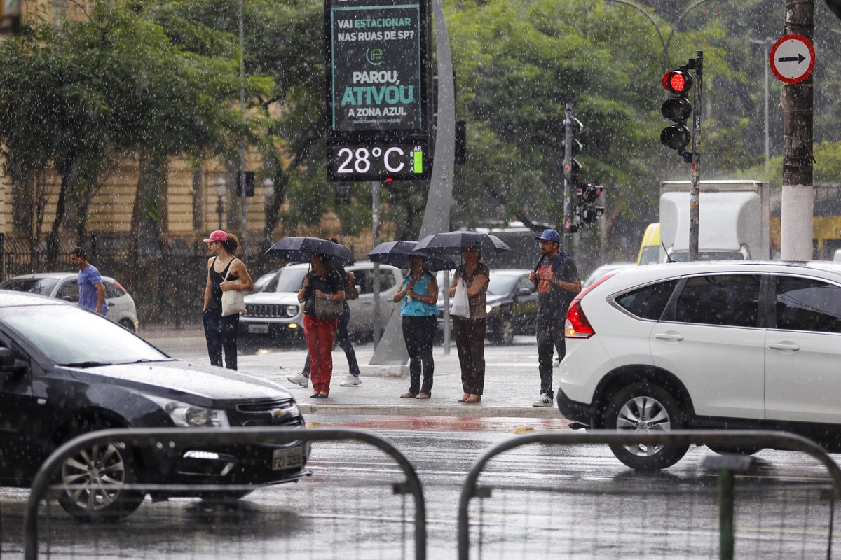 Cidade de São Paulo entra em estágio de atenção para alagamentos neste sábado (2) | São Paulo