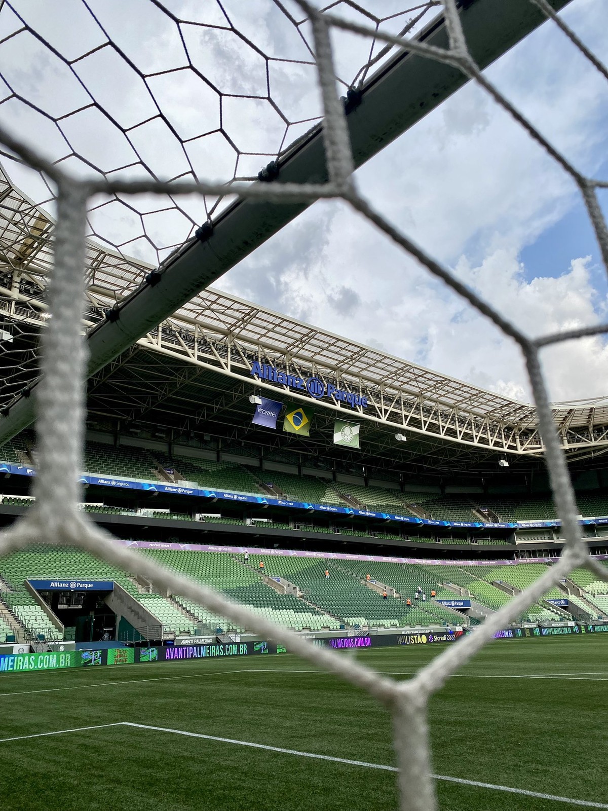 Onde assistir a Palmeiras x Botafogo pelo Brasileirão e aos outros jogos desta terça-feira (26) | Esporte