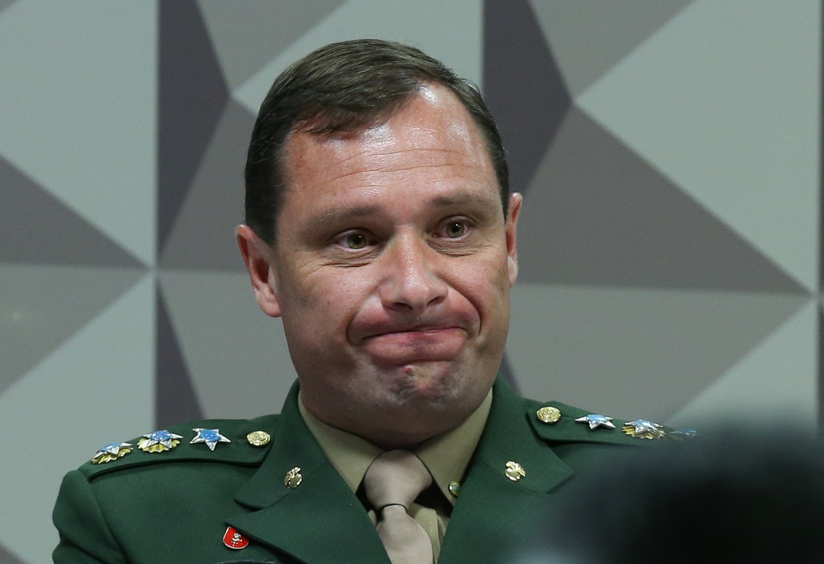 PF descobre dados deletados de dispositivos de Mauro Cid | Brasil