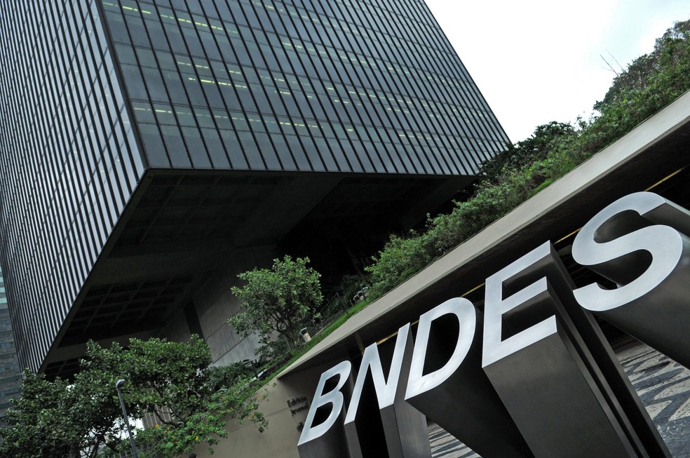 BNDES diz ter mobilizado R$ 25,7 bilhões para municípios gaúchos desde junho | Brasil