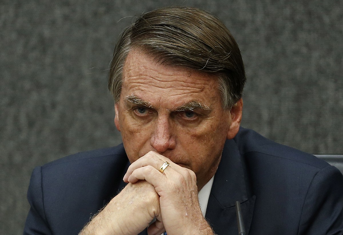 Defesa de Bolsonaro cita ‘relevância da cerimônia religiosa’ para ir a missa de sétimo dia da mãe de presidente do PL | Política