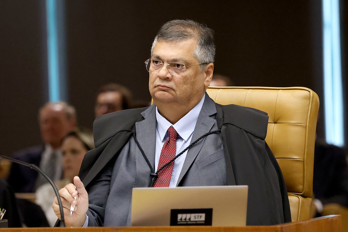 Dino suspende pagamento de cerca de R$ 4 bilhões em emendas e pede investigação da PF | Brasília