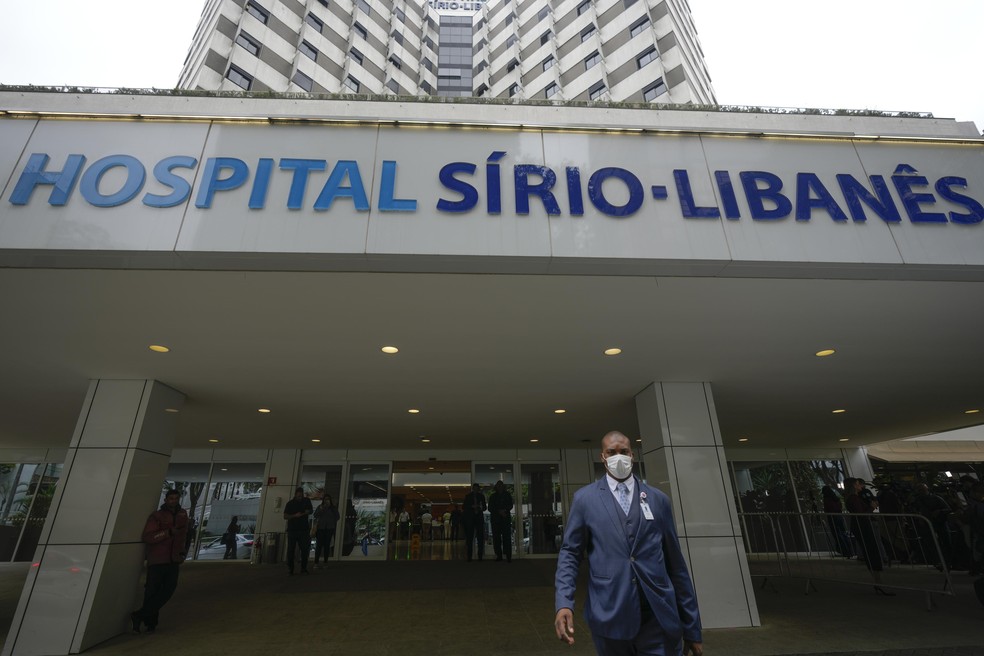 Lula passará primeira noite na UTI e segue em observação após cirurgia | Política
