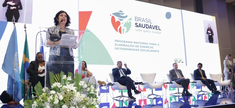 Brasil registra menor mortalidade por Aids em uma década, diz Ministério da Saúde