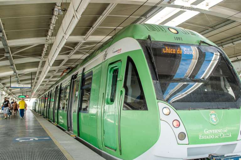 Metrofor divulga horários de funcionamento do metrô e VLT no Natal e Réveillon
