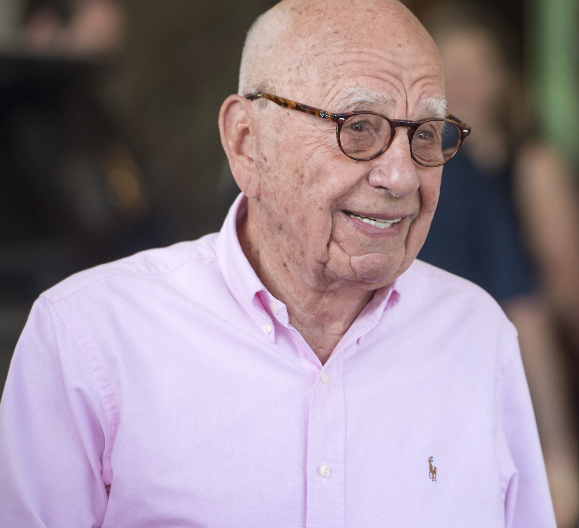 Justiça impede Murdoch de deixar controle de império da mídia só ao filho mais velho