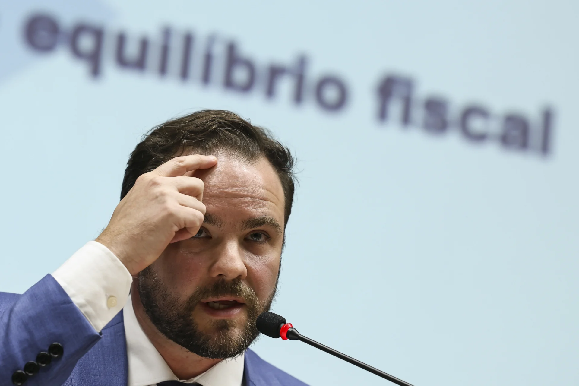 MP pode limitar reajuste do salário mínimo