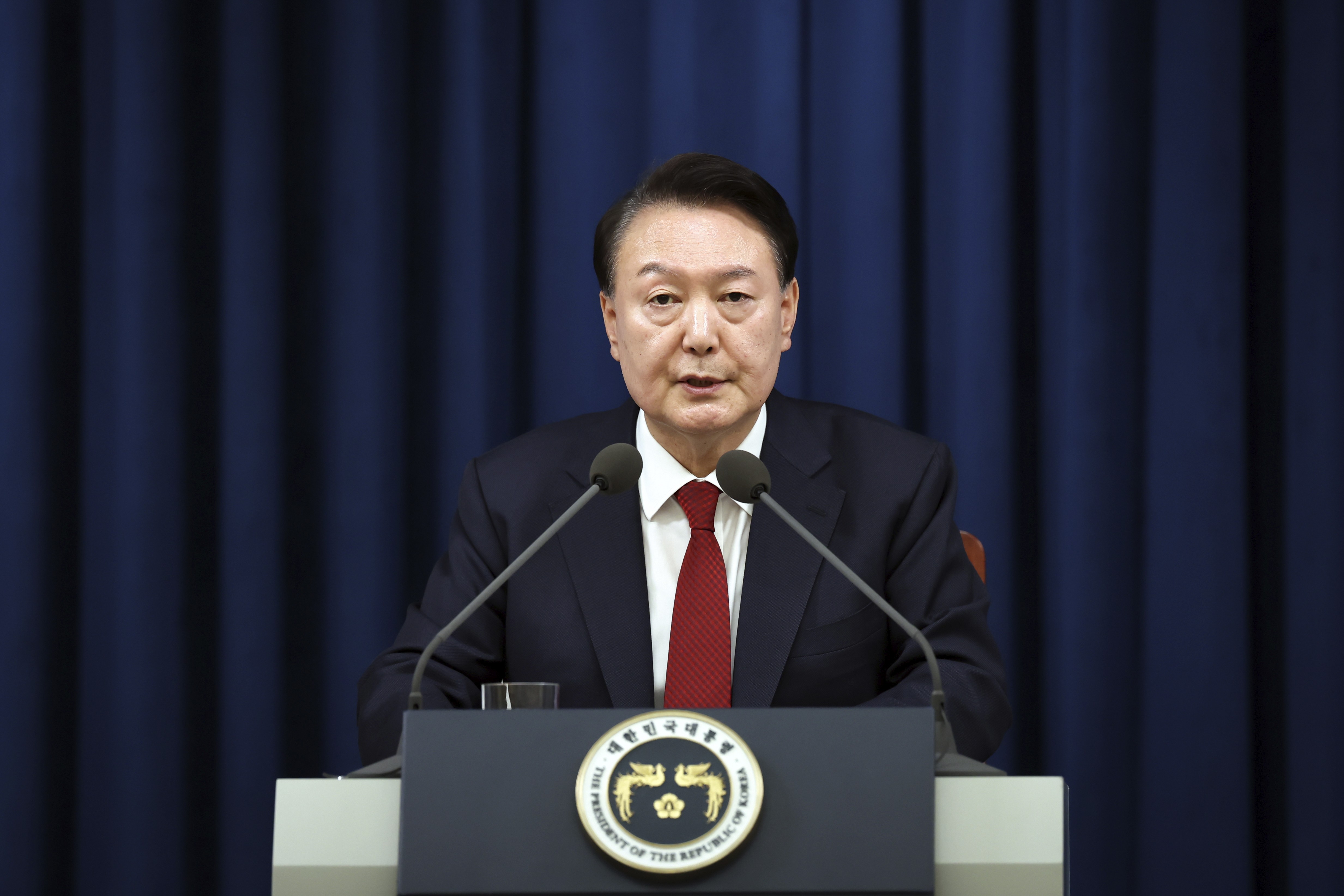 Presidente da Coreia do Sul diz que não renunciará e que decretou lei marcial por culpa da oposição