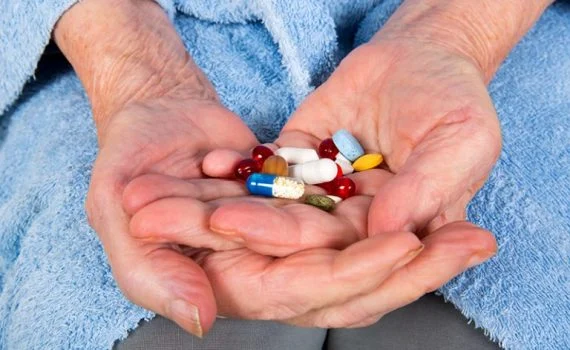 Projeto que isenta medicamentos do imposto de importação vai à sanção