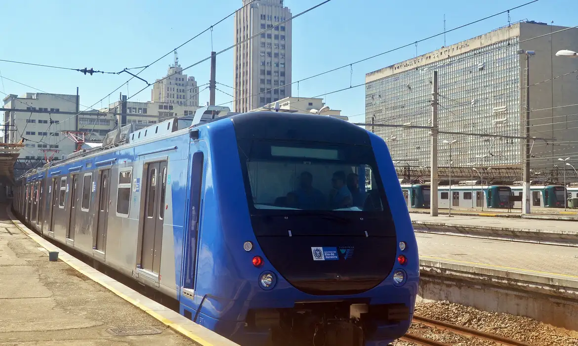 Roubo de cabos fecha nove estações de trens no Rio de Janeiro