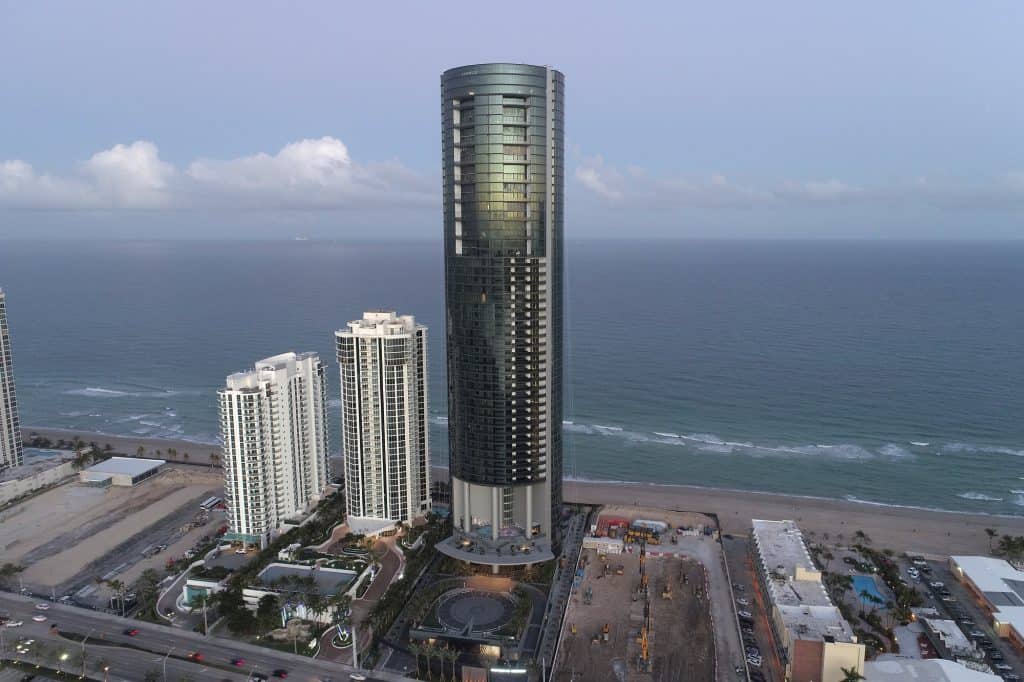Torre da Porsche em Miami está afundando