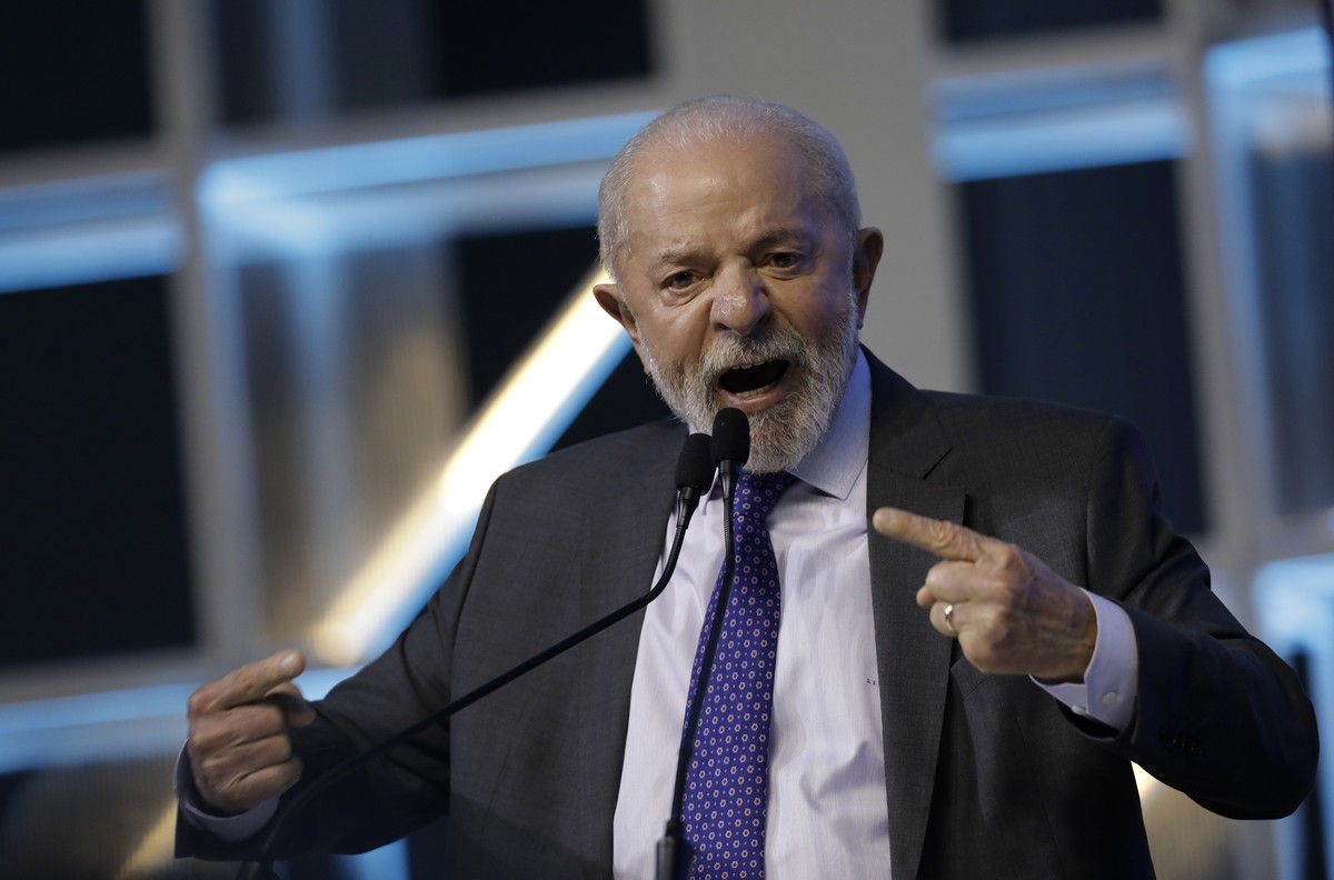 Reforma ministerial em 2025 gera concorrência do centrão por cargos e perda de espaço do PT | Política