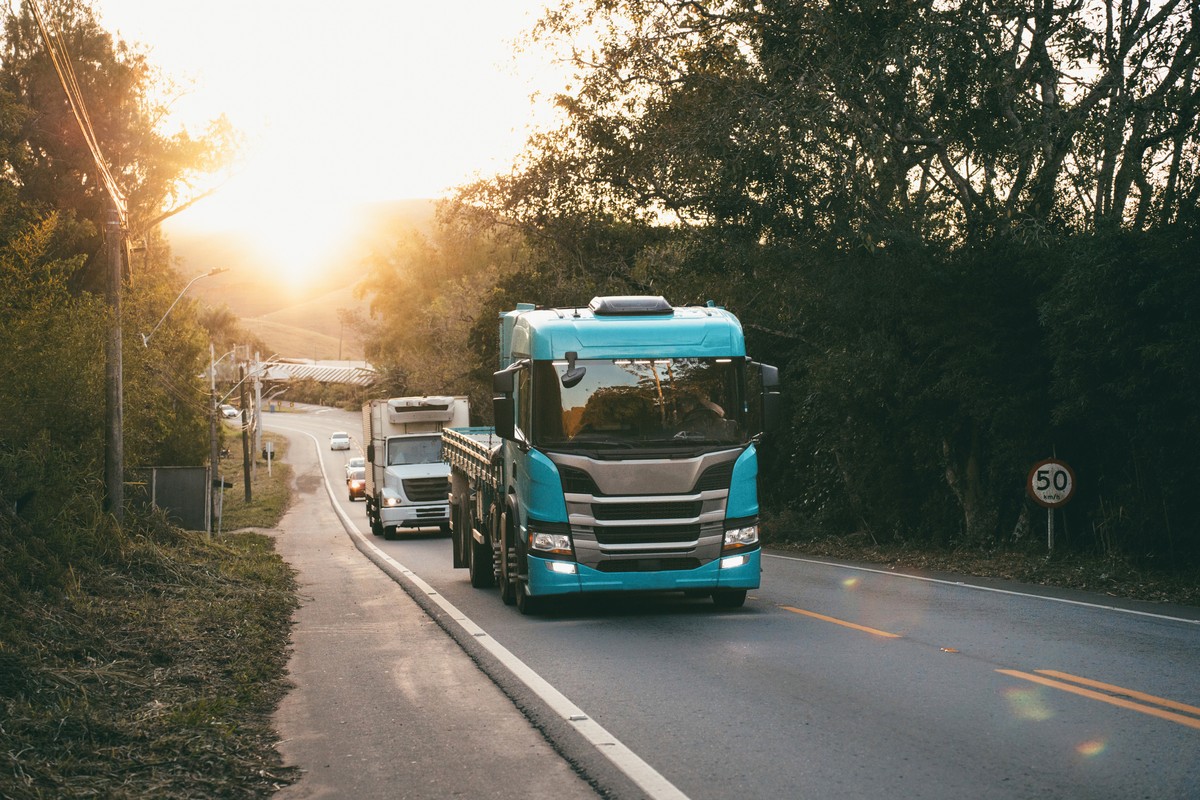 Transportadores de SP e RS veem com apreensão rumos da economia para 2025, indica pesquisa | CNT