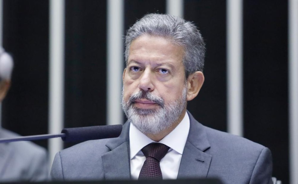 Para acelerar pacote fiscal, Lira apensa PEC a outro texto que altera Constituição | Política