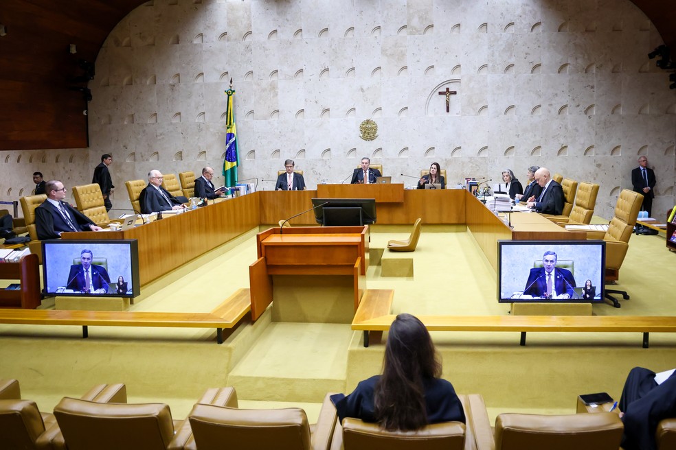 STF forma maioria para confirmar decisão que liberou emendas parlamentares; placar está 6 a 0 | Política