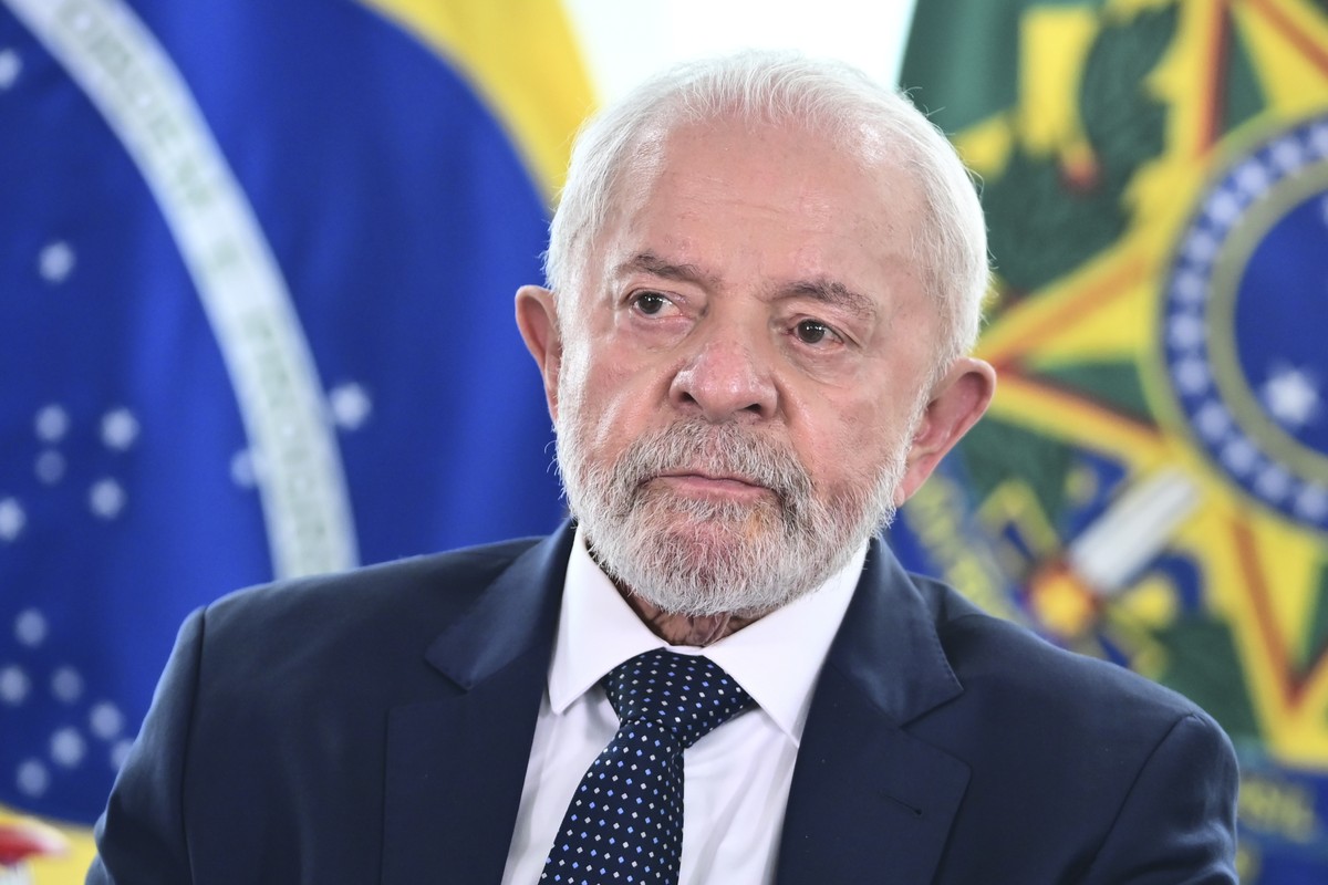 Indulto de Natal de Lula deve beneficiar presos com autismo, PCDs, gestantes de risco, pessoas com HIV terminal e idosos | Política
