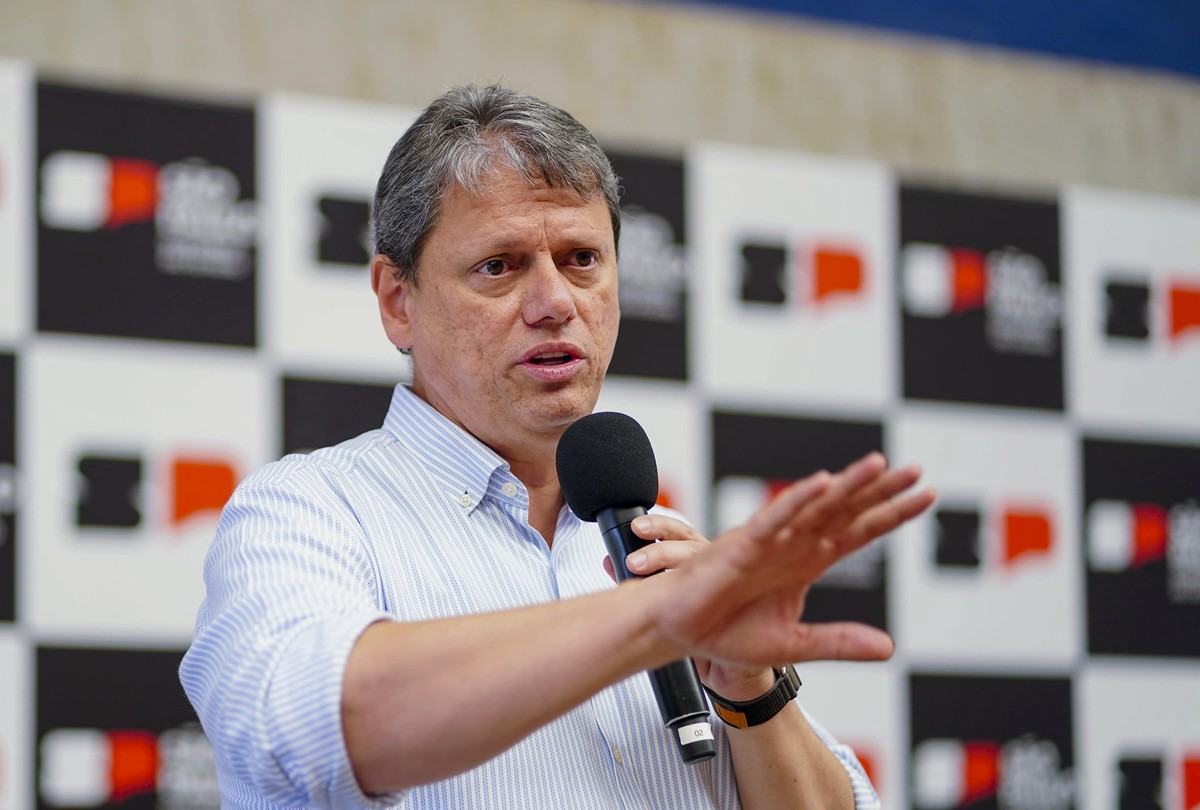 A gente comete erros, e nosso discurso tem risco, diz Tarcísio sobre violência da PM | Política