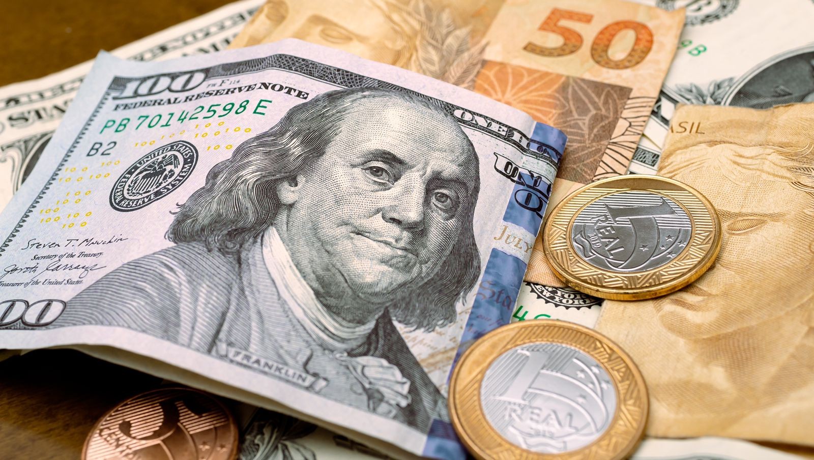 BC anuncia US$ 2 bi em leilões de linha na primeira intervenção no câmbio da gestão Galípolo