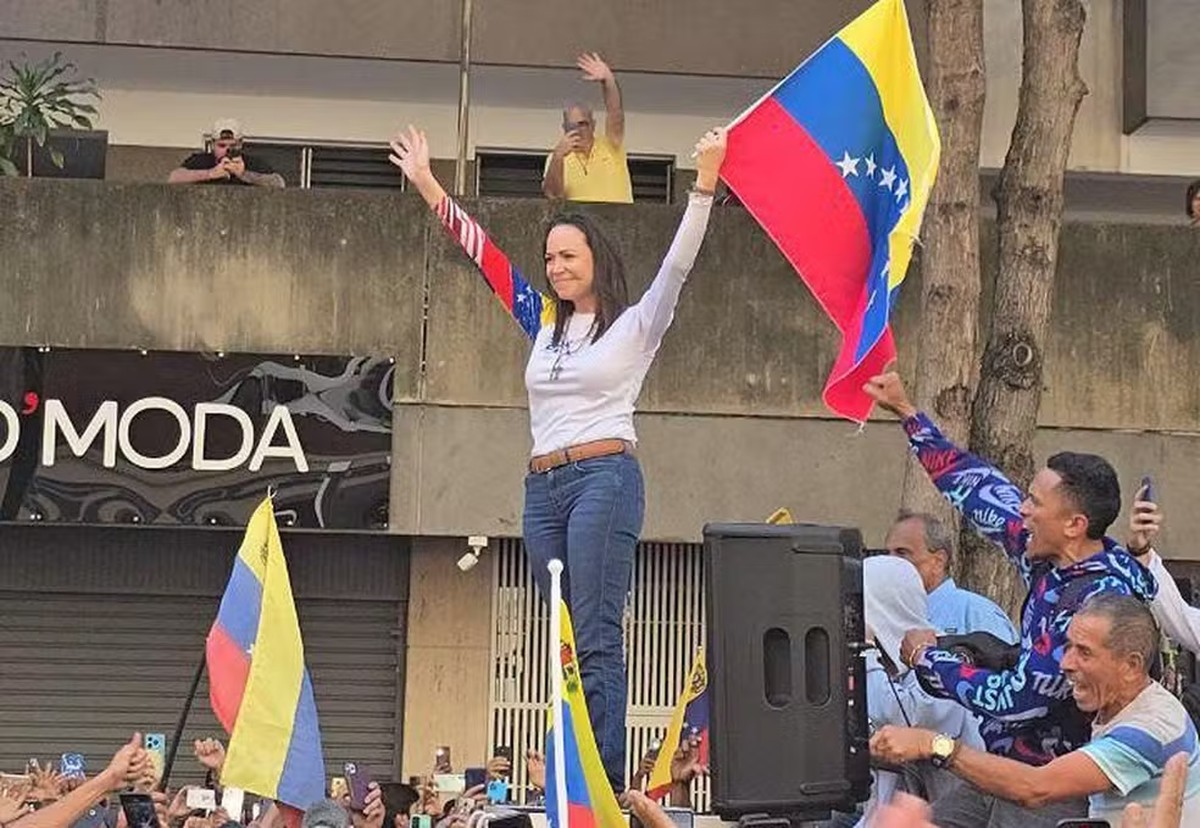 Venezuela: María Corina Machado é liberada após ser detida em manifestação contra Maduro | Mundo