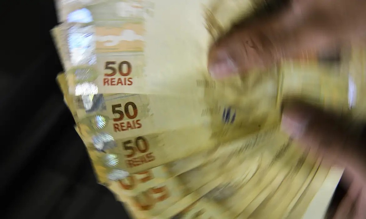 Arrecadação federal cresce 11% em novembro, atingindo segundo maior valor da série histórica | Economia