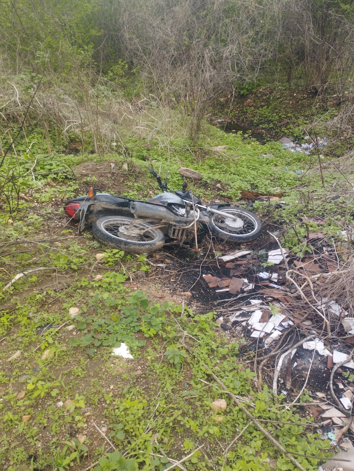 MOTOCICLETA FURTADA EM SUCESSO FOI RECUPERADA PELA GUARDA MUNICIPAL EM CRATEUS – Blog Tony Sales