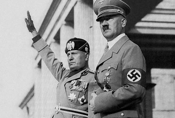 A simbiose entre o fascismo e fake news