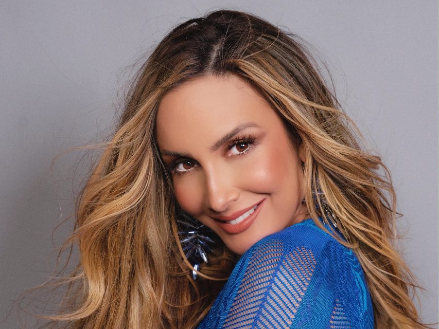 Compositores de 'Caranguejo' decidem processar Claudia Leitte por intolerância religiosa