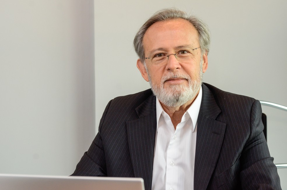 Governo deve priorizar regulamentação de pontos pendentes no vale alimentação, diz Abecs | Finanças