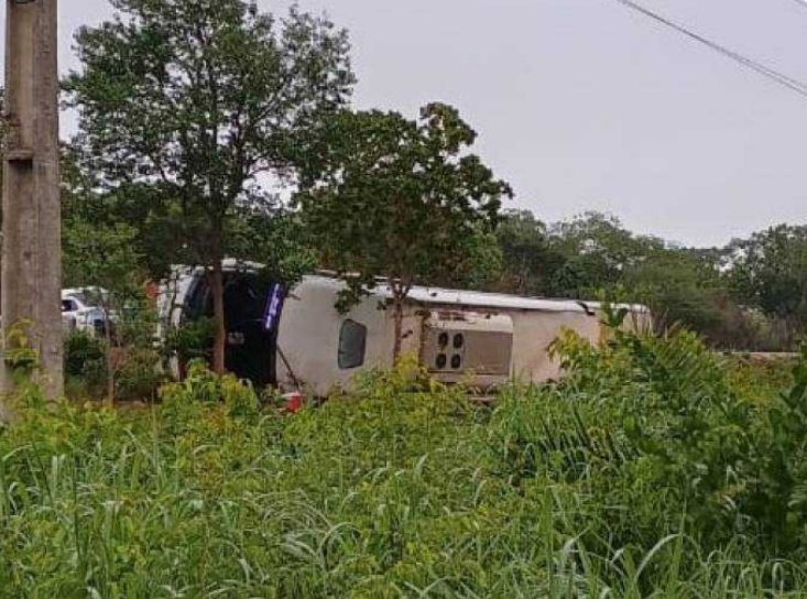 Divulgada lista das pessoas mortas no acidente do ônibus da baleia turismo no Piauí – Blog Tony Sales