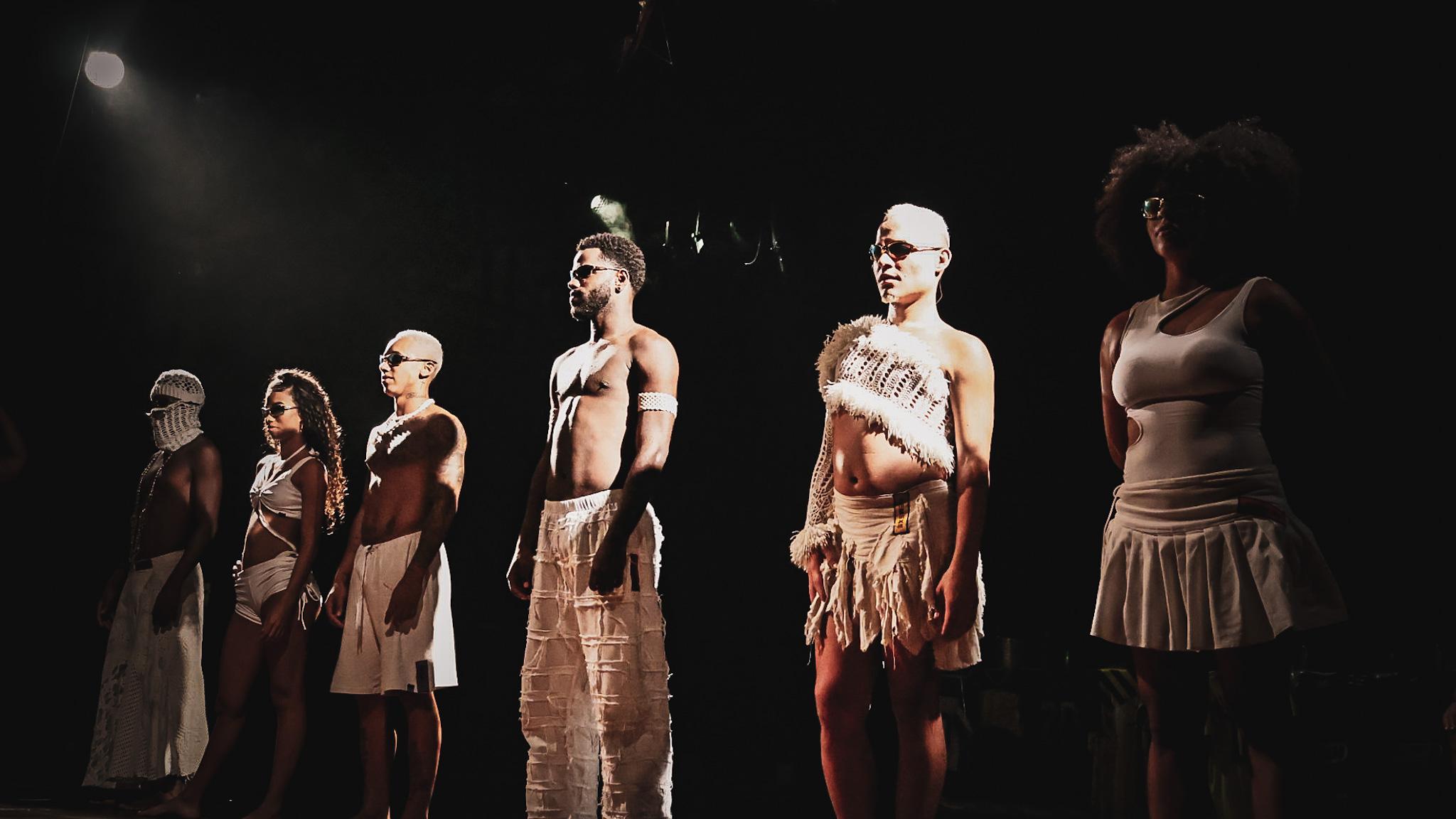 Projeto 'Favelinha na Estrada' chega a Fortaleza com espetáculo teatral e disputa para eleger o melhor dançarino de funk - Verso