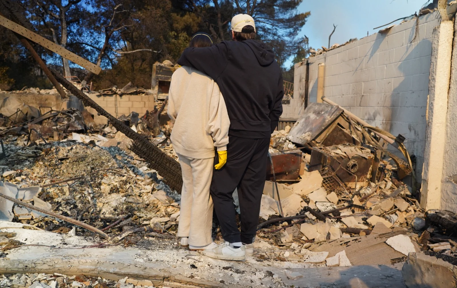 Sobe para 16 o número de mortos nos incêndios em Los Angeles