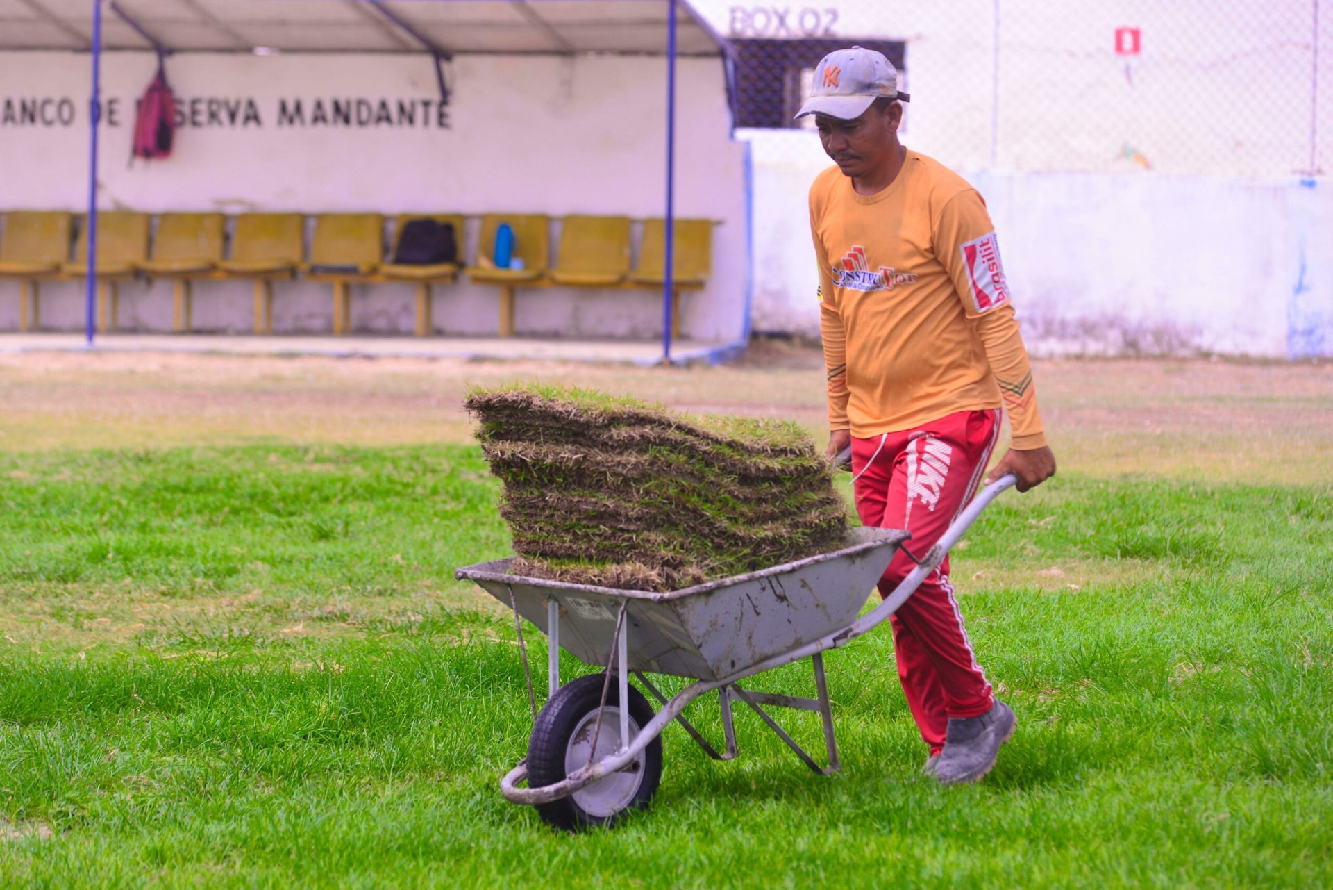 Estádio Abilhão terá alojamentos próprios para acomodar atletas do Quixadá e recebe melhorias no gramado