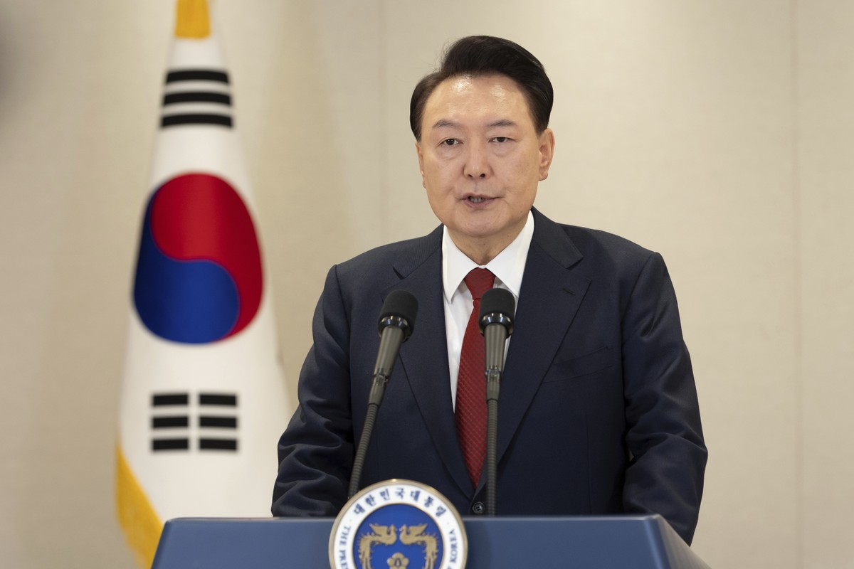 Presidente afastado da Coreia do Sul se recusa a ser interrogado após prisão | Mundo