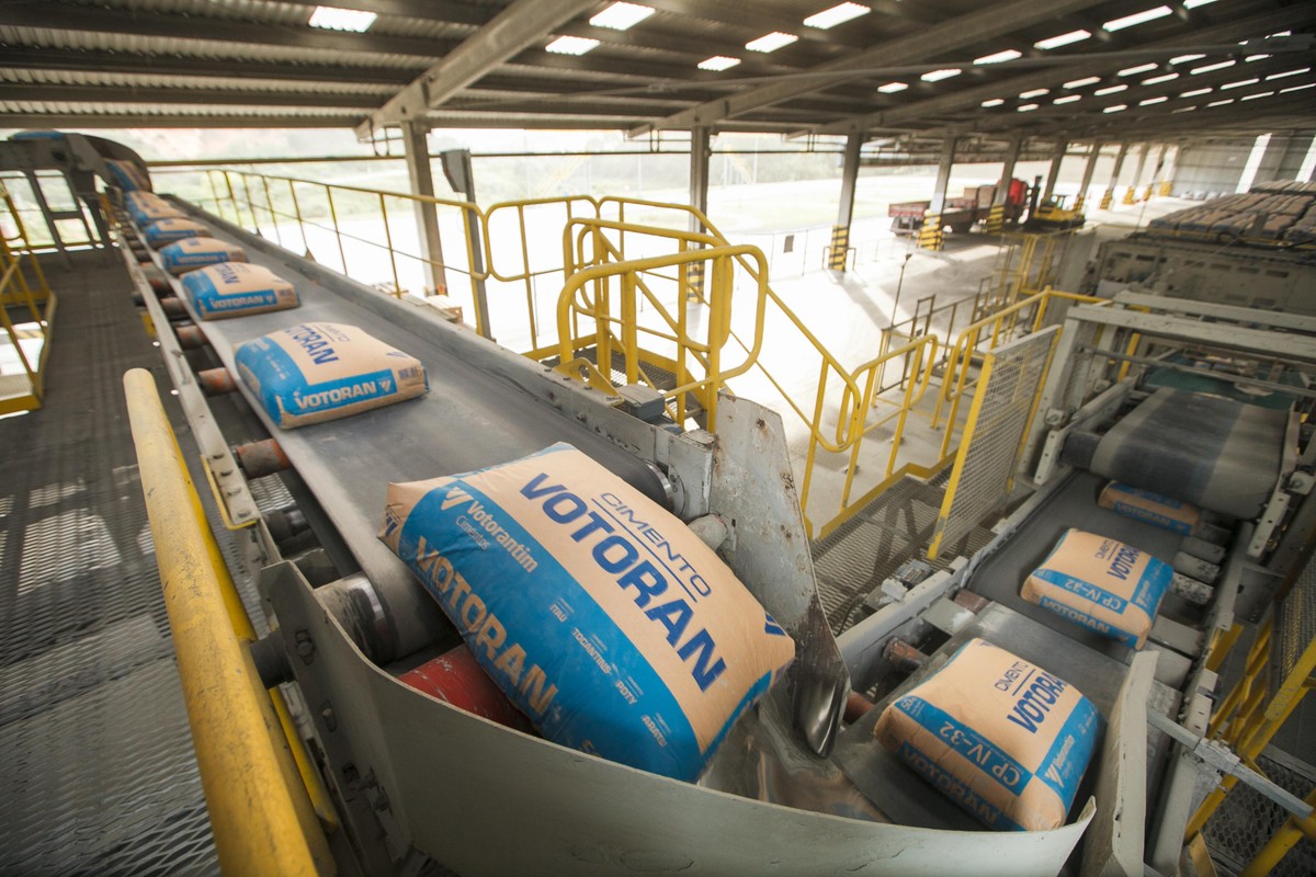 Venda de cimento no país registra alta de 2,8% em dezembro e 3,9% em 2024 | Empresas