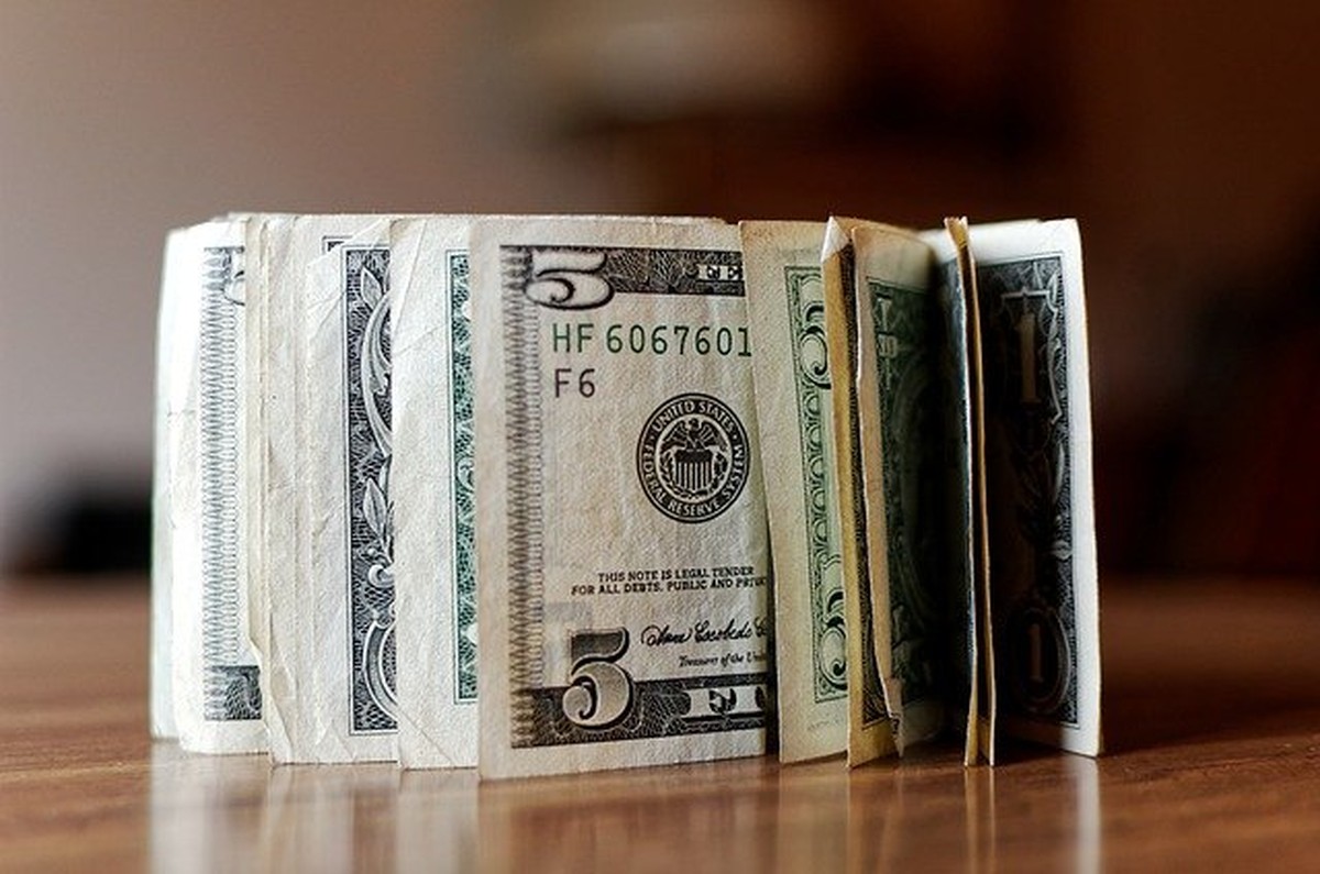 Atividade forte em 2024 puxou déficit em conta corrente, dizem economistas | Brasil