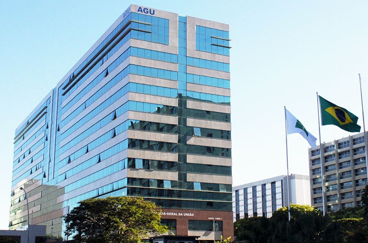 Com possibilidade de paralisação do Pé-de-Meia, AGU recorre de decisão do TCU | Política