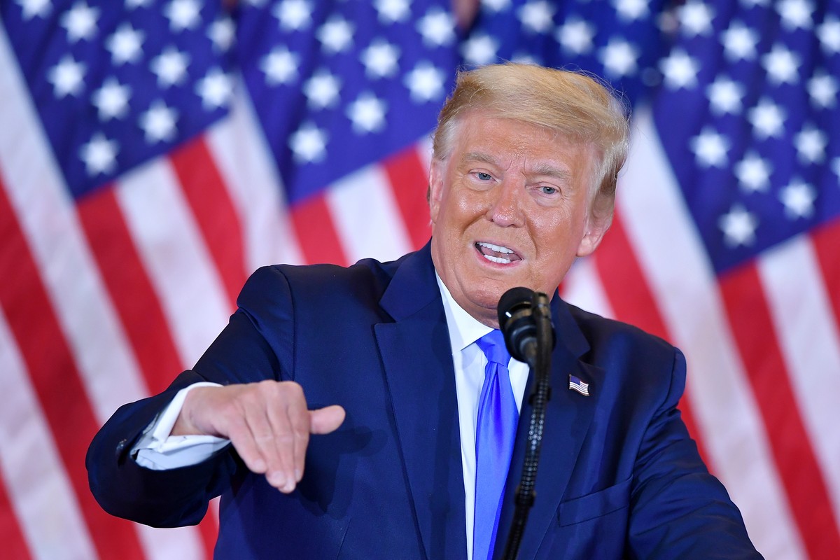 Trump diz que suas ameaças provavelmente contribuíram para fim do programa de checagem da Meta | Mundo